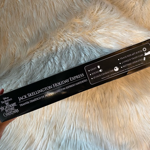 Nightmare before Christmas 12 pc train set - Picture 5 of 5